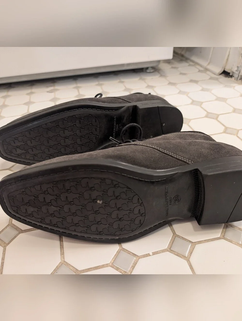 Karl Lagerfeld Men's Charcoal Gray Suede Chukka Boots